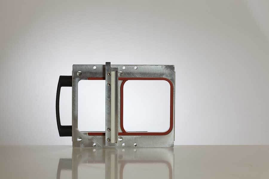 Stampo regolabile per termosigillatrici per vaschette da banco